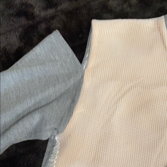 Les Animaux sweater open shoulder front embroidery - Picture 5 of 12